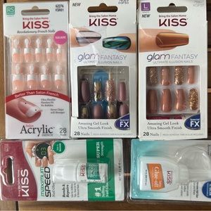 Kiss Nails x 3 + Kiss Nail Glue x 2